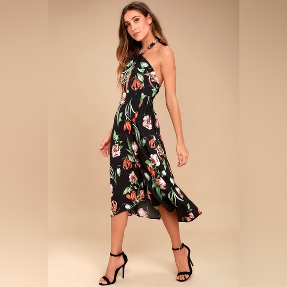 ASTR the Label Luciana Black Floral Print Wrap Midi Dress - Picture 2 of 5